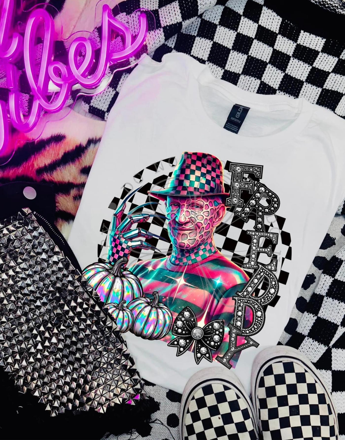Iridescent Freddy - Tee
