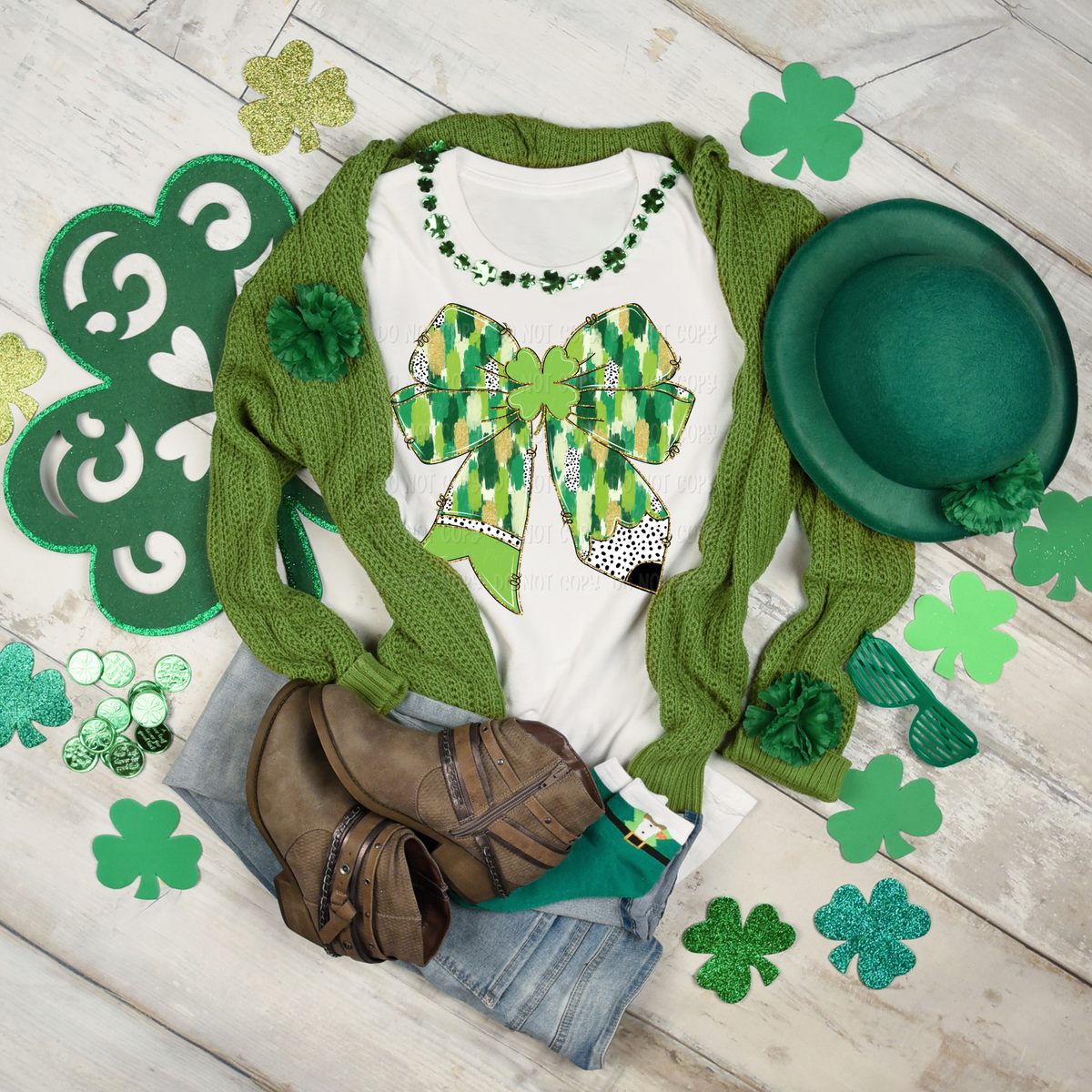 Pencil Shamrock Bow || Tee